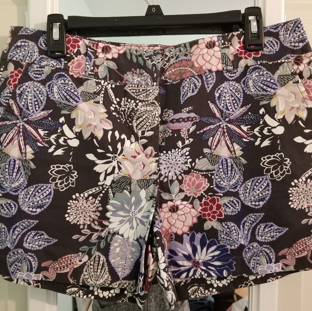 🌟3/$10 Loft Patterned Shorts🌟